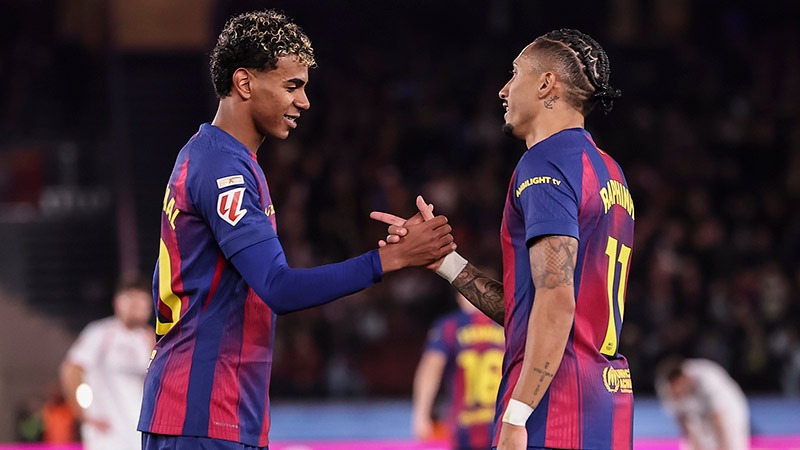 约老师杀手！爱德华兹首节14分全过程：骗三分犯规+底线拉杆美如画（约老师克星！爱德华兹首节斩获14分全记录：造三分犯规+底线拉杆惊艳如画）