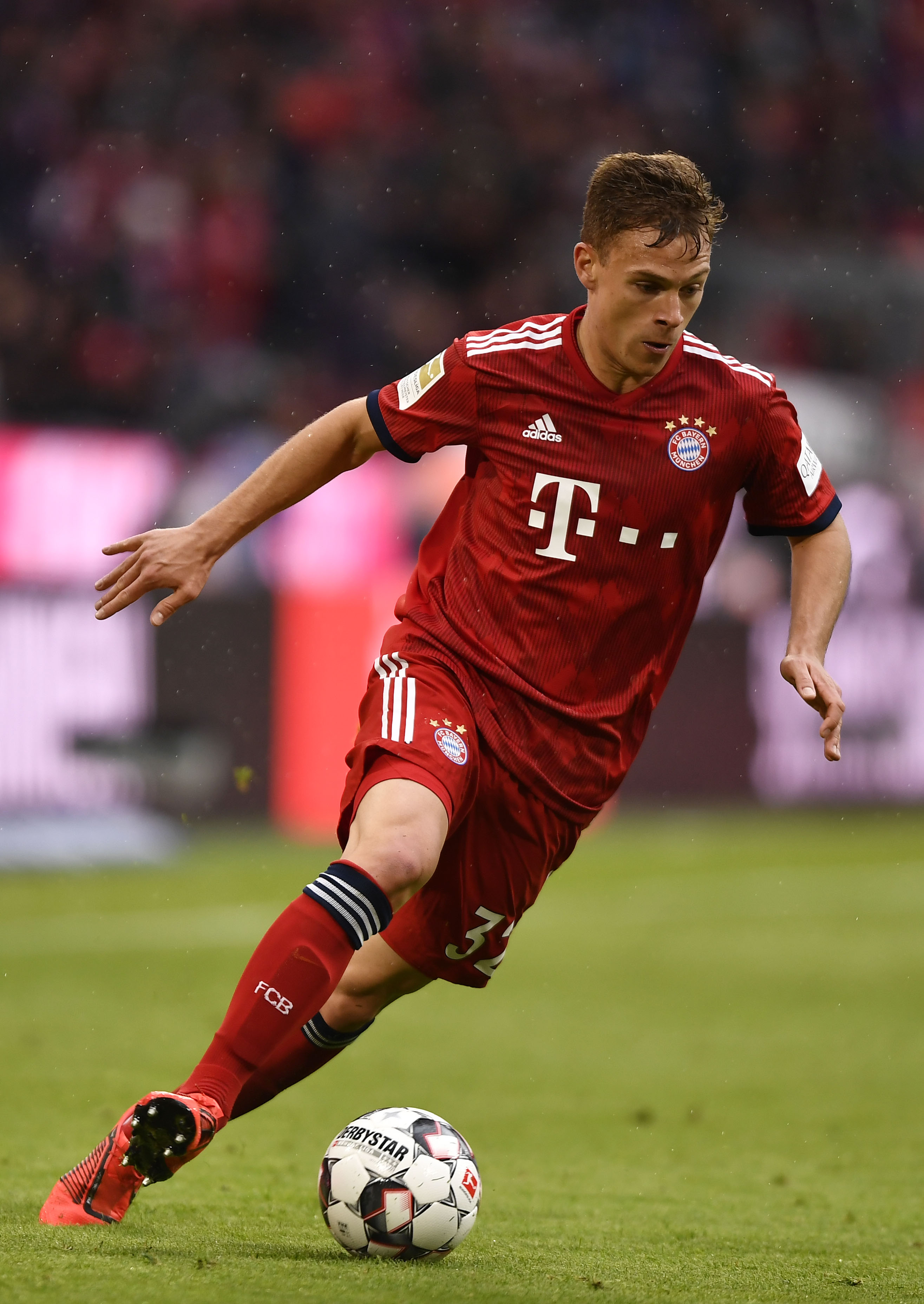 一箭双雕，姆巴佩上演皇马生涯&欧冠首次大四喜（双喜临门：姆巴佩完成皇马生涯及欧冠首个大四喜）