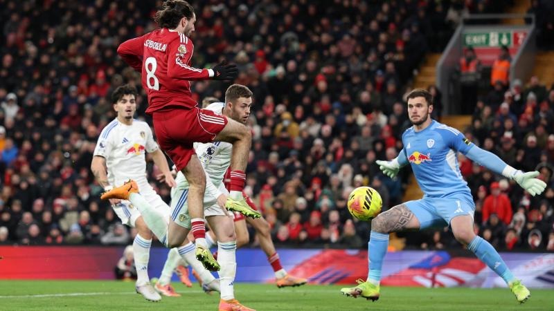 NBA战报：怀特25分&吉迪三双，公牛127-111轻取骑士（NBA快讯：怀特25分、吉迪三双，公牛127-111轻松击败骑士）